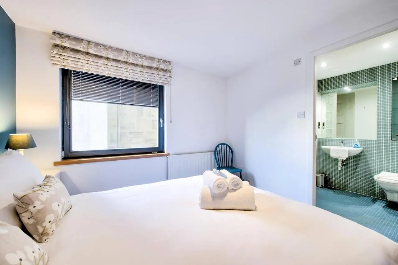 Altido Alluring 3Br Apt Near The Centre With Parking Edinburgh 0*,